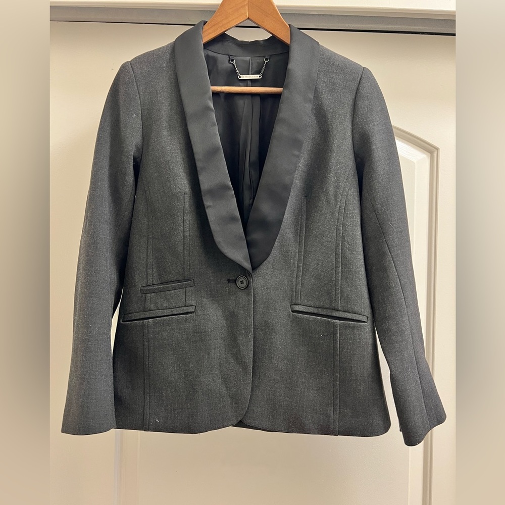 Trina Turk Satin Lapel Fitted Blazer